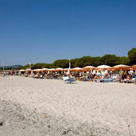 Sleeps 4 Air Con T421652 * Budoni