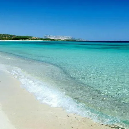 Sleeps 4 Air Con T421652 Διαμέρισμα Budoni